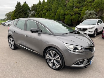2016 (66) - 1.5 dCi Dynamique Nav 5dr