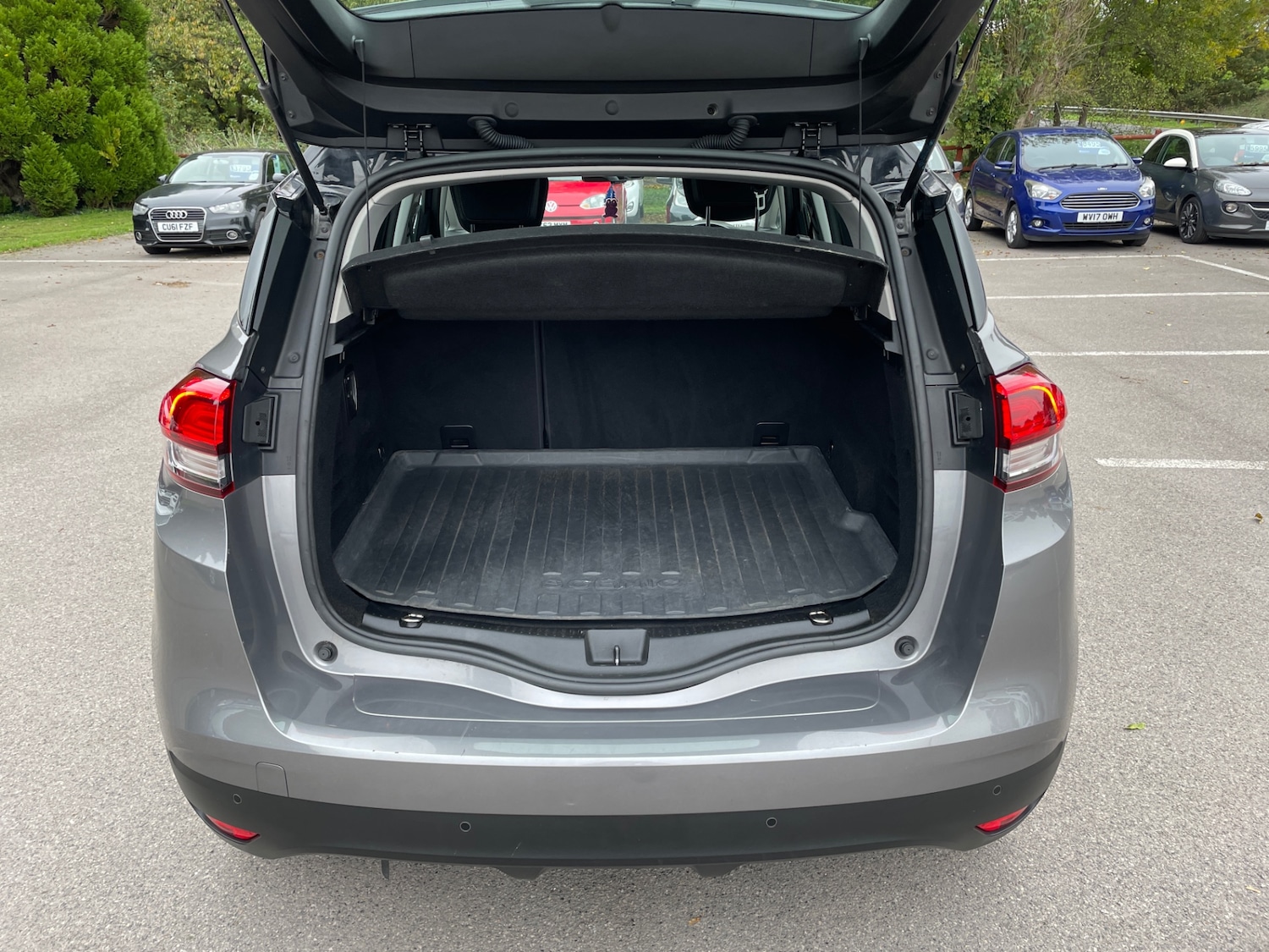 Used Renault Scenic 2016 for sale - 76275044: Photo 5