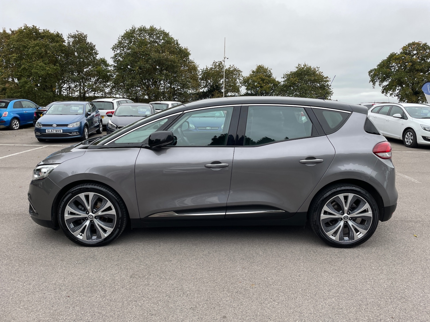 Used Renault Scenic 2016 for sale - 76275044: Photo 8