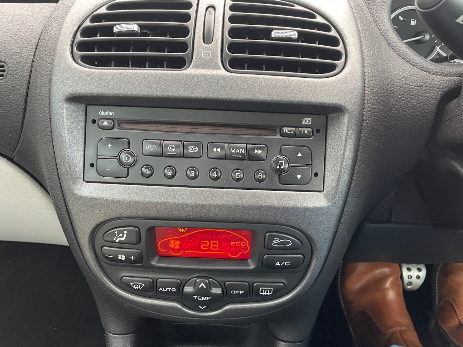 Used Peugeot 206 2006 for sale - 77258152: Photo 15