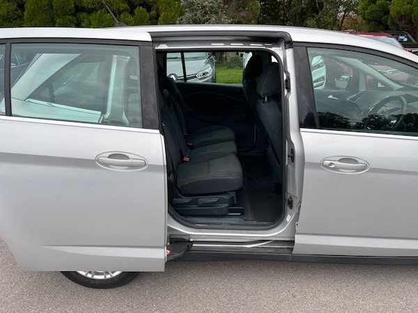 Used Ford Grand C-Max 2012 for sale - 76299157: Photo 10