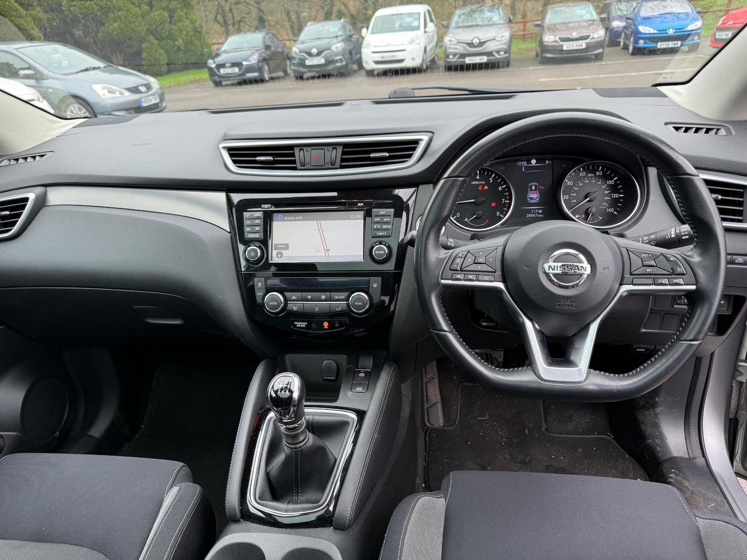 Used Nissan Qashqai 2017 for sale - 77404227: Photo 10