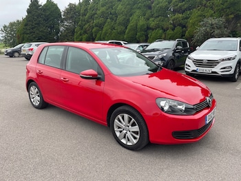 Volkswagen - Golf