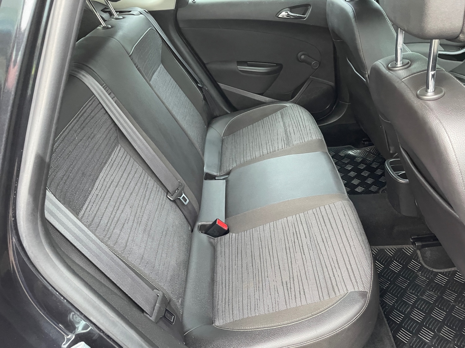 Used Vauxhall Astra 2014 for sale - 77078608: Photo 12