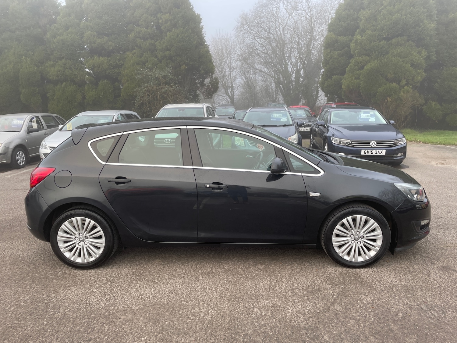 Used Vauxhall Astra 2014 for sale - 77078608: Photo 2
