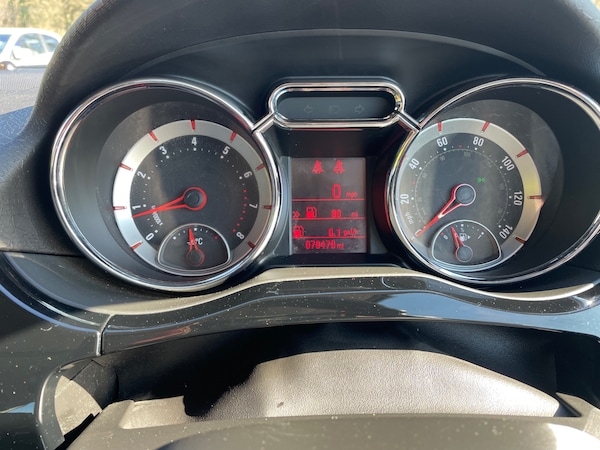 Used Vauxhall ADAM 2015 for sale - 73848967: Photo 17