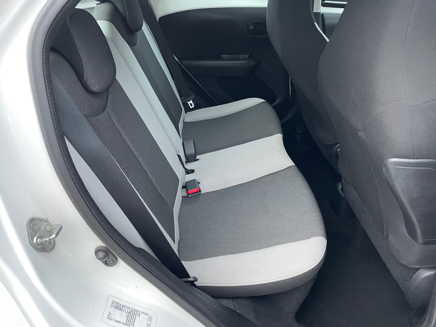 Used Toyota AYGO 2015 for sale - 76577530: Photo 13