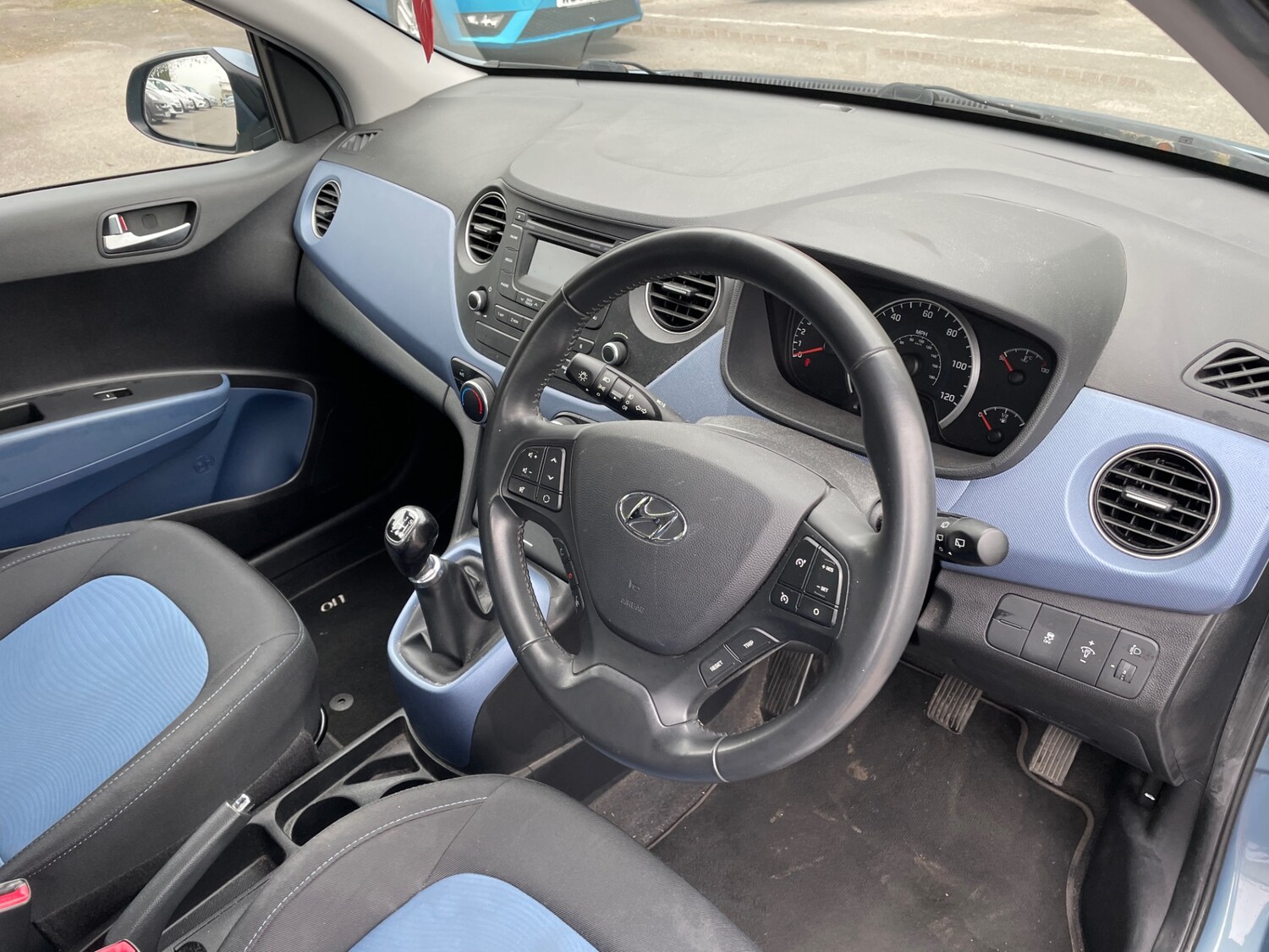 Used Hyundai i10 2015 for sale - 78176609: Photo 11