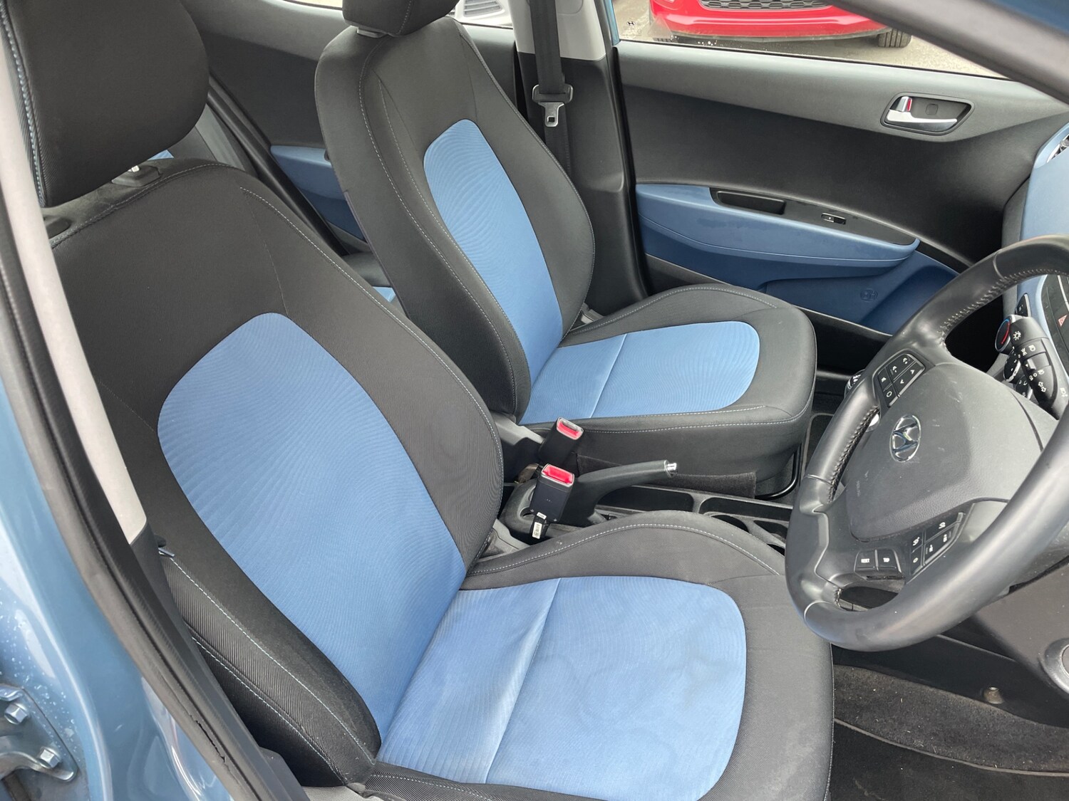 Used Hyundai i10 2015 for sale - 78176609: Photo 12