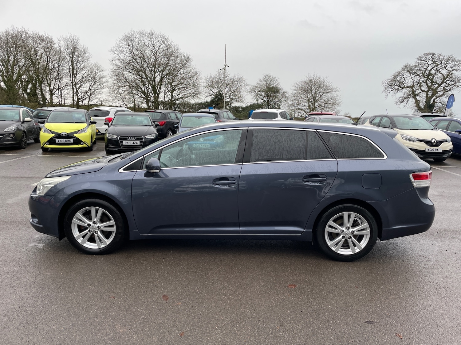 Used Toyota Avensis 2011 for sale - 76968546: Photo 7