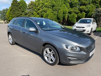 2015 (15) - T3 [152] SE Nav 5dr