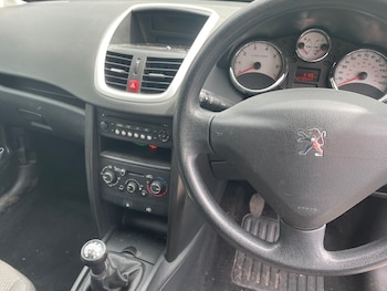 Used Peugeot 207 2011 for sale - 78497079: Photo