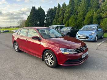 2016 (16) - 2.0 TDI SE 4dr Diesel Manual Red Saloon 4 Door Low Mileage