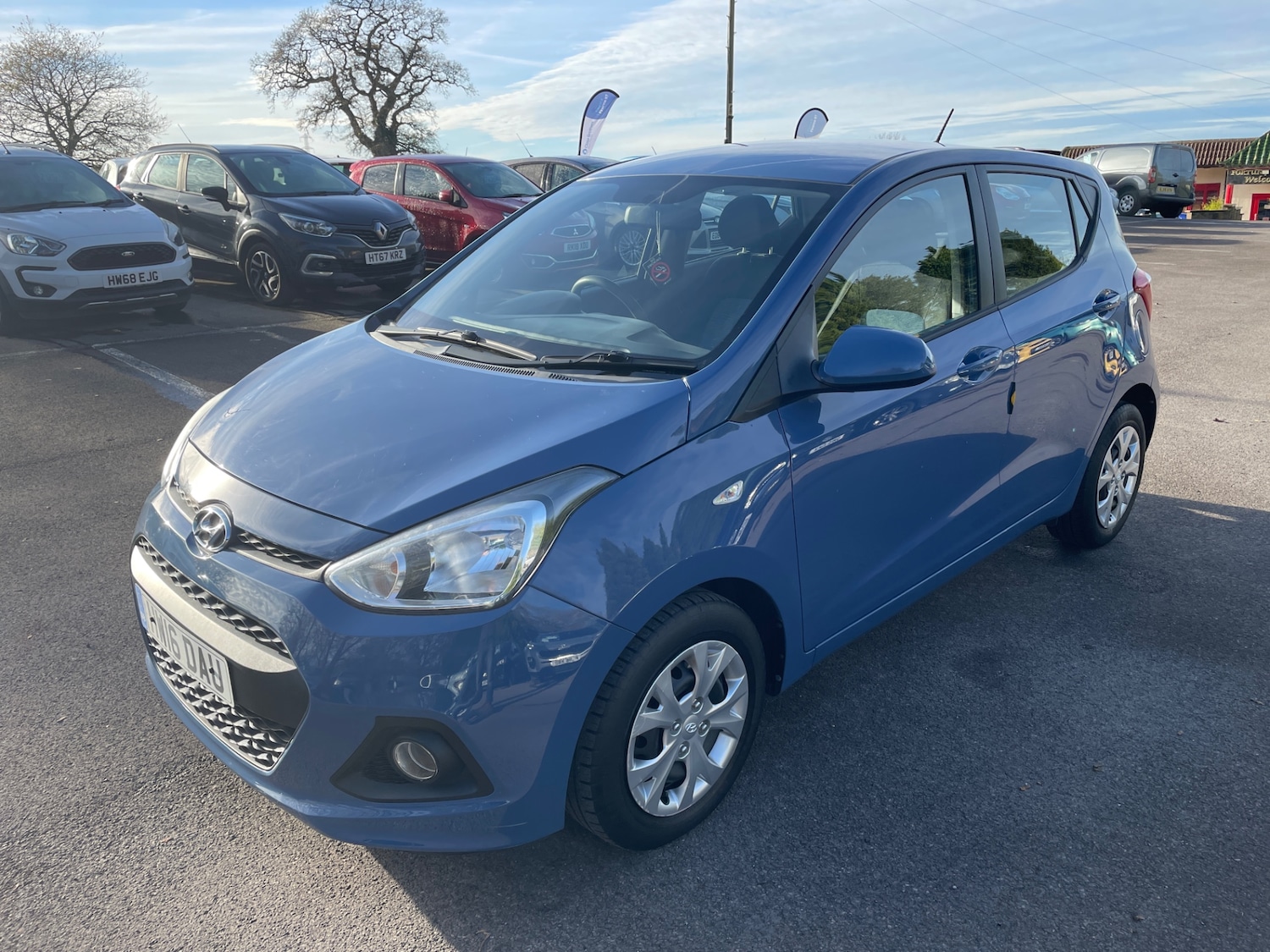 Used Hyundai i10 2016 for sale - 76706216: Photo 8