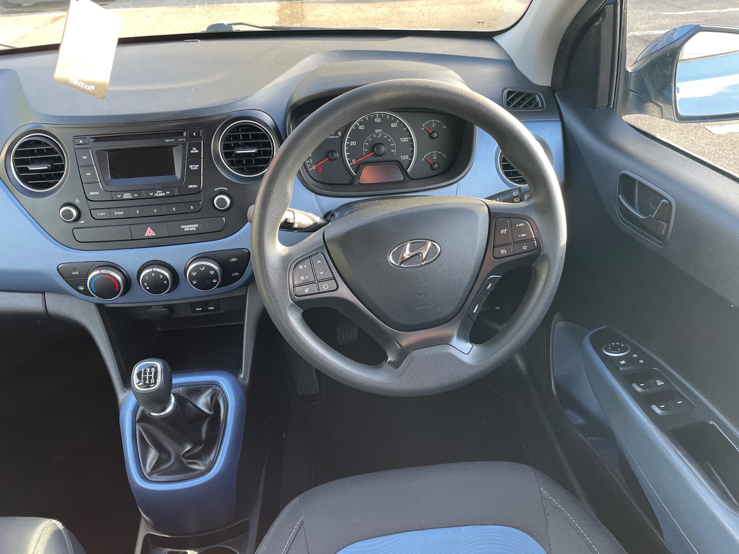 Used Hyundai i10 2016 for sale - 76706216: Photo 9