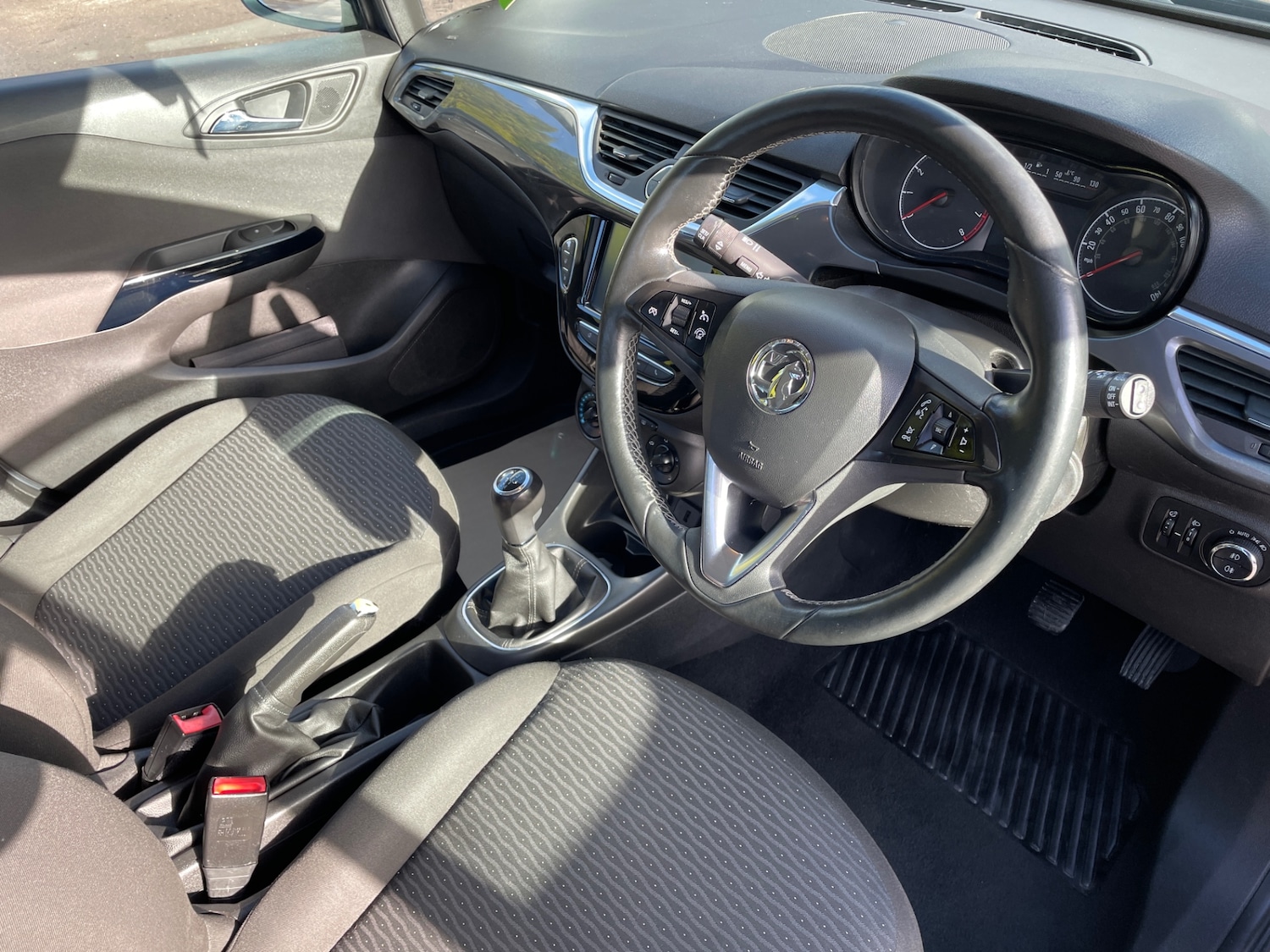 Used Vauxhall Corsa 2016 for sale - 77516514: Photo 10