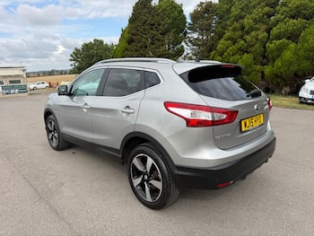 Used Nissan Qashqai 2015 for sale - 78667878: Photo