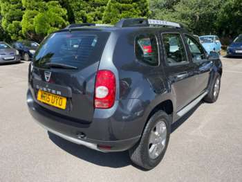 Used Dacia Duster 2015 for sale - 75120879: Photo