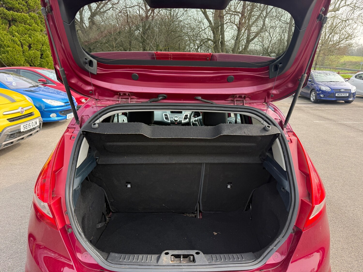 Used Ford Fiesta 2012 for sale - 77983828: Photo 6