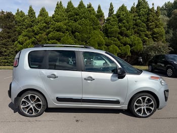 Used Citroen C3 Picasso 2017 for sale - 79594376: Photo