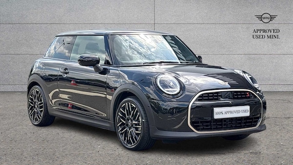 Used MINI Cooper 2024 for sale - 74753546: Photo 1