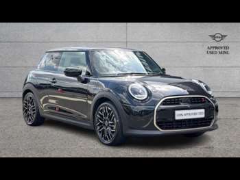 2024 - 2.0 S Exclusive 3dr Auto