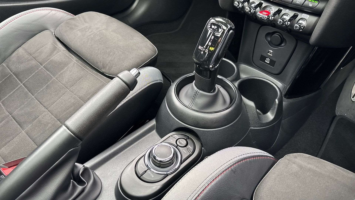 Used MINI Hatch 2023 for sale - 77458617: Photo 12