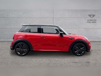 Used MINI Hatch 2023 for sale - 77458617: Photo