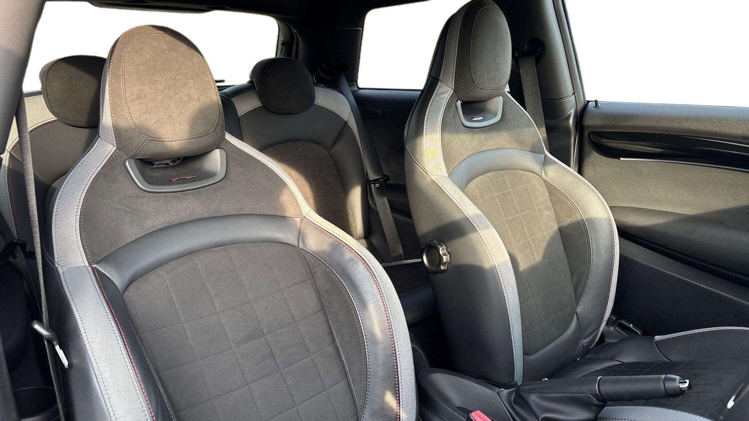 Used MINI Hatch 2022 for sale - 77972556: Photo 13