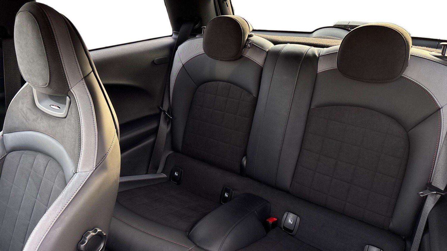 Used MINI Hatch 2022 for sale - 77972556: Photo 14