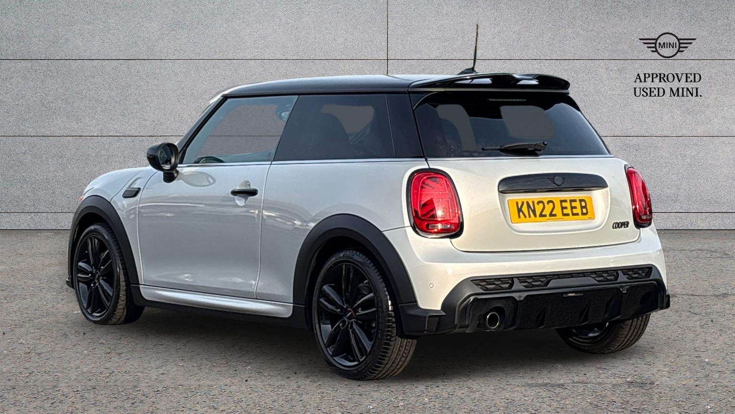 Used MINI Hatch 2022 for sale - 77972556: Photo 2