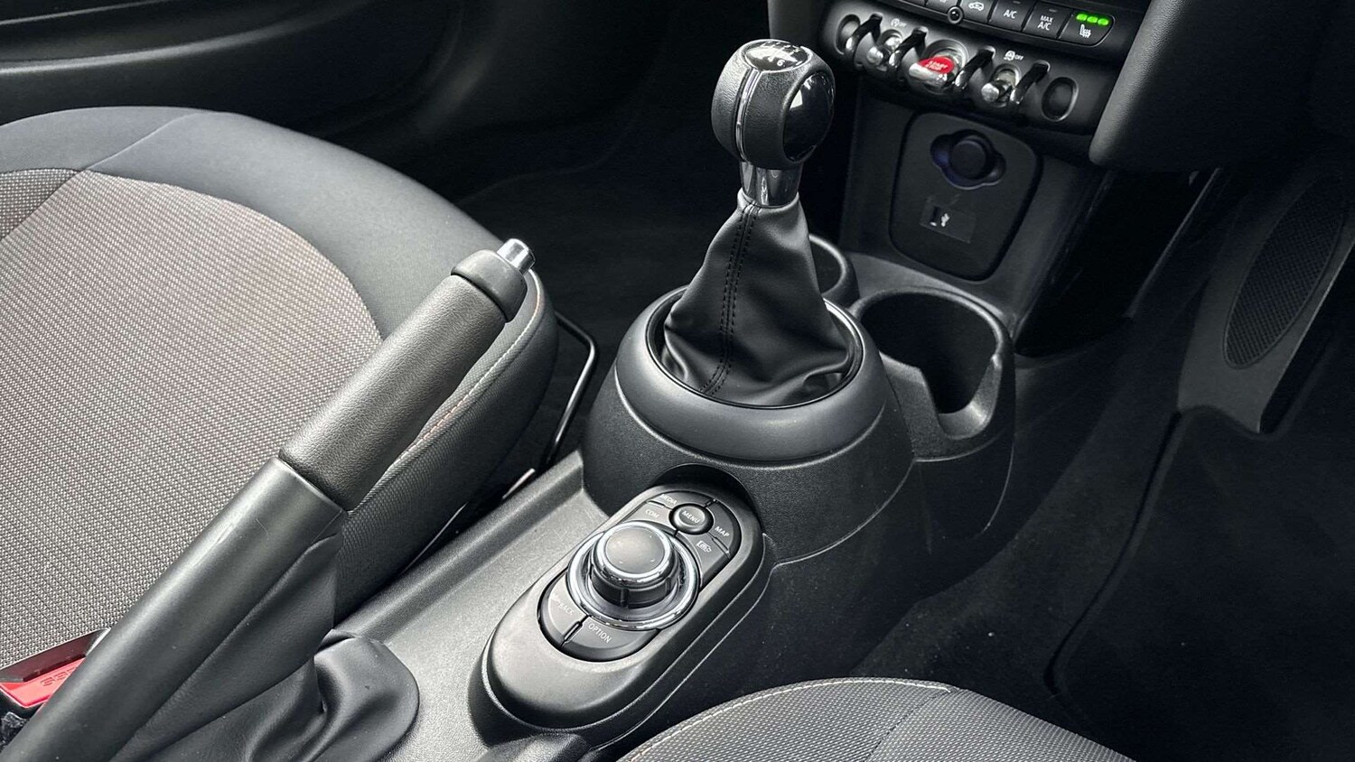 Used MINI Hatch 2022 for sale - 77628108: Photo 12