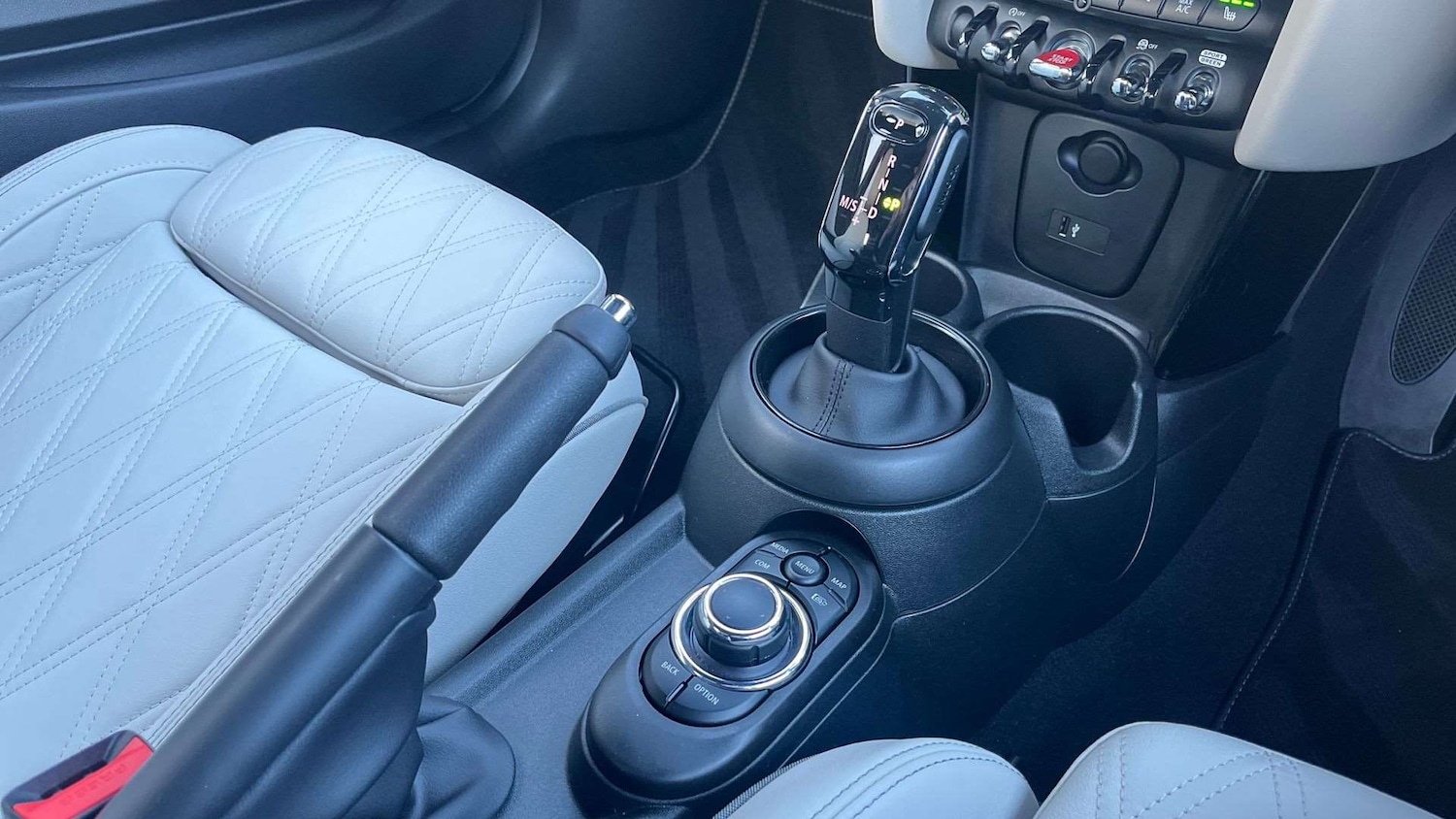 Used MINI Hatch 2022 for sale - 77134782: Photo 12