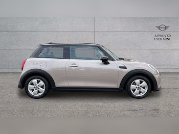 Used MINI Hatch 2022 for sale - 77972567: Photo
