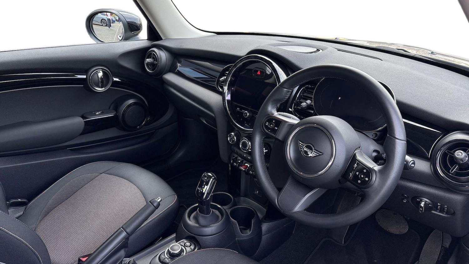 Used MINI Hatch 2022 for sale - 77972567: Photo 8