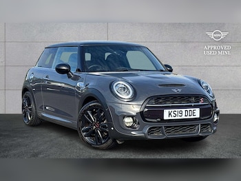 Used MINI Hatch 2019 for sale - 79556276: Photo
