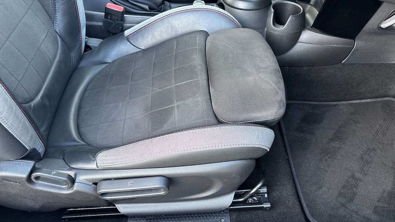 Used MINI Hatch 2021 for sale - 76610554: Photo 28