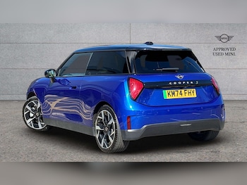 Used MINI Cooper 2024 for sale - 76034916: Photo