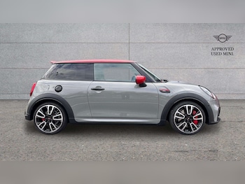 Used MINI Hatch 2021 for sale - 76488037: Photo