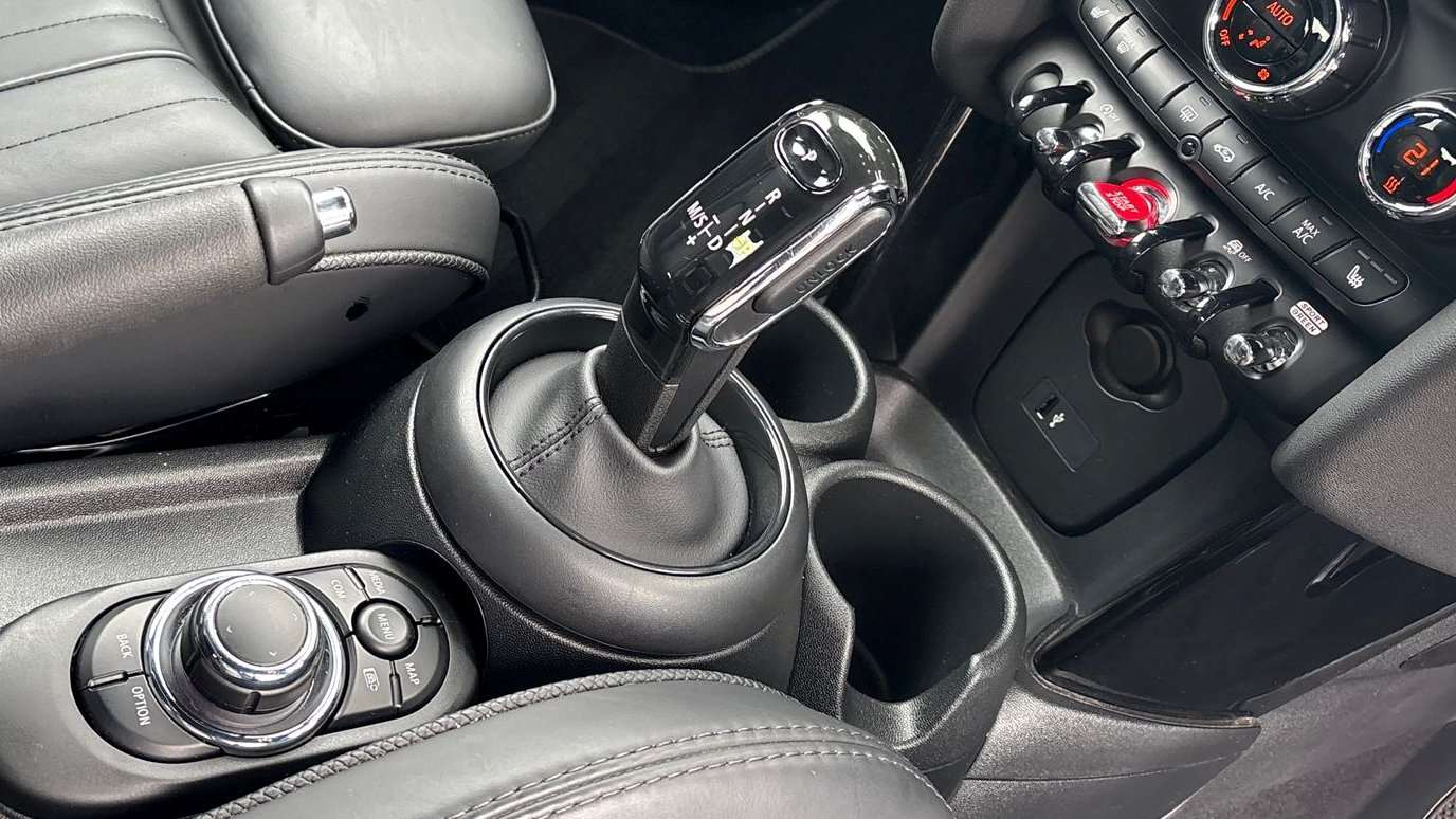 Used MINI Hatch 2022 for sale - 77972706: Photo 12