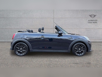 Used MINI Convertible 2022 for sale - 76460028: Photo