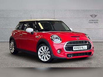 Used MINI Hatch 2019 for sale - 76169991: Photo