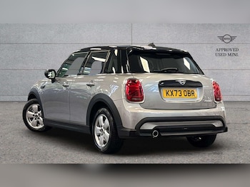 Used MINI Hatch 2023 for sale - 76170109: Photo