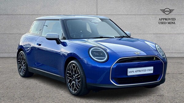 Used MINI Cooper 2024 for sale - 73744598: Photo 1