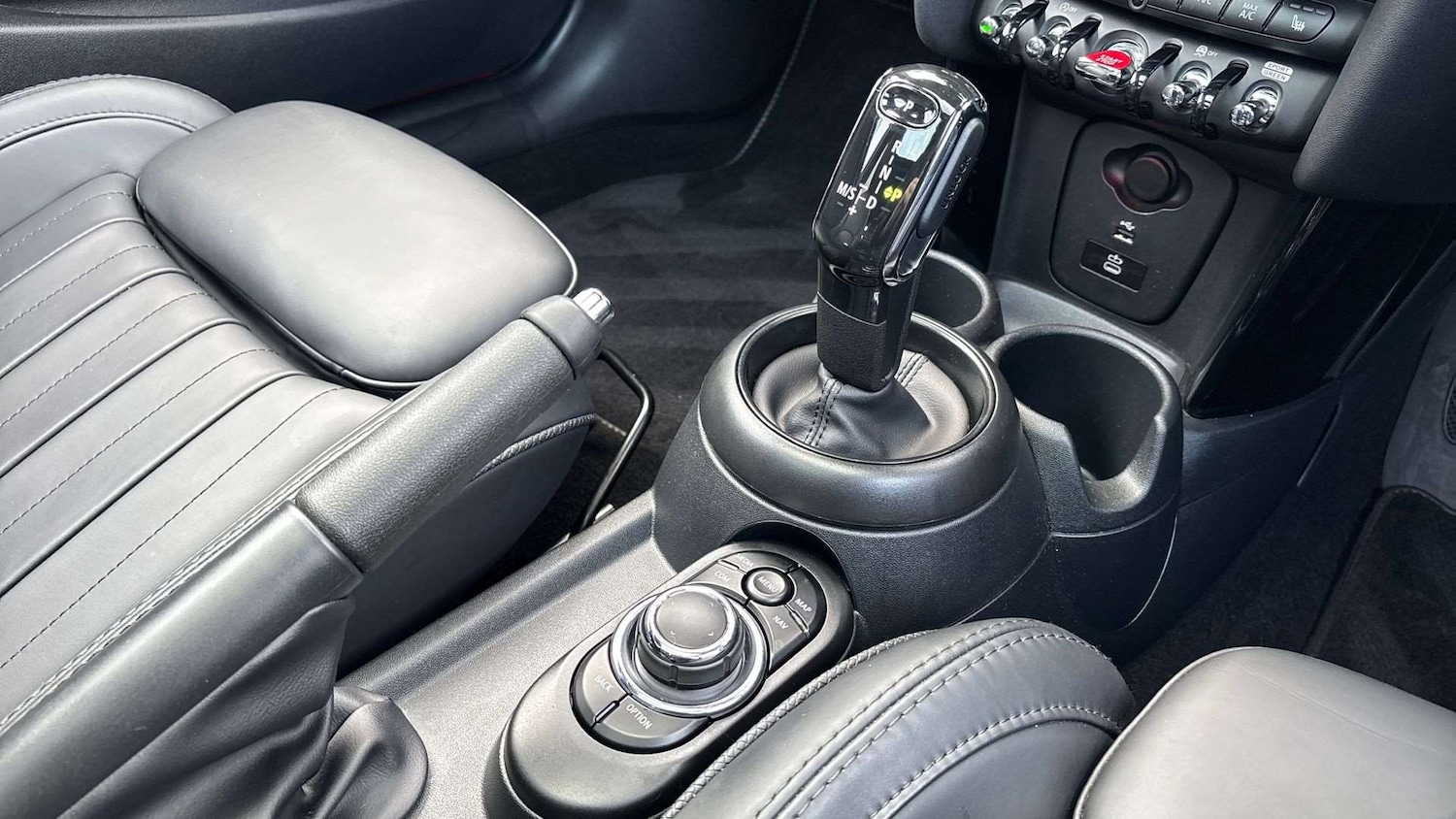 Used MINI Hatch 2023 for sale - 77740922: Photo 12