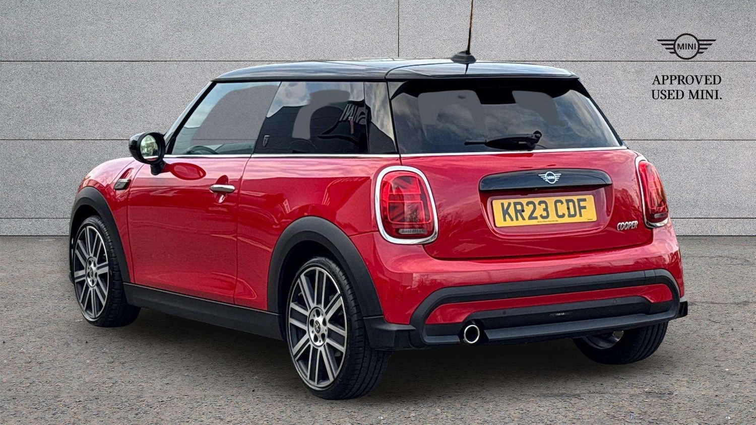 Used MINI Hatch 2023 for sale - 77740922: Photo 2