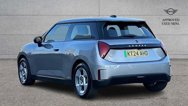 Used MINI Cooper 2024 for sale - 73429174: Photo 2