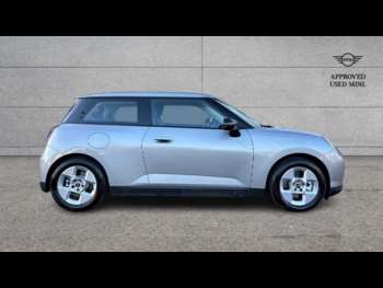 Used MINI Cooper 2024 for sale - 73429174: Photo