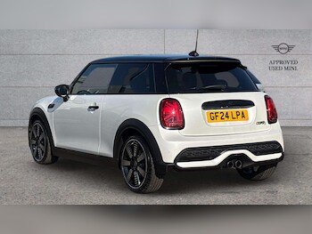 Used MINI Hatch 2024 for sale - 77960676: Photo