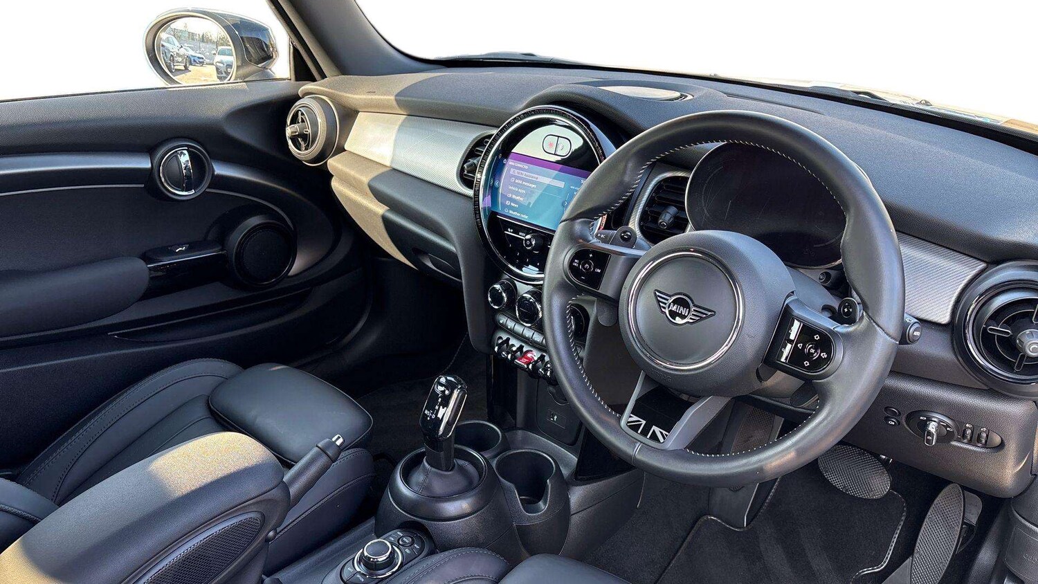 Used MINI Hatch 2024 for sale - 77960676: Photo 8